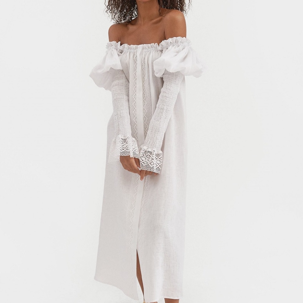 White Sleeper dress. Size L , worn once for a baby shower.